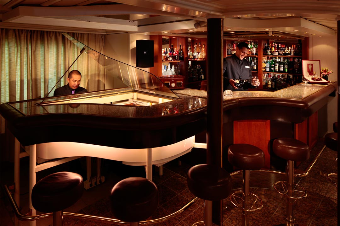 Piano Bar